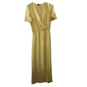 Stone Row Bright Yellow Short Sleeve V-Neck Maxi Dress